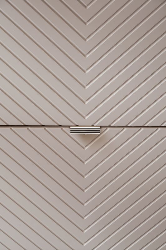 Detail skříňky Viva kašmír 82-80-2S  